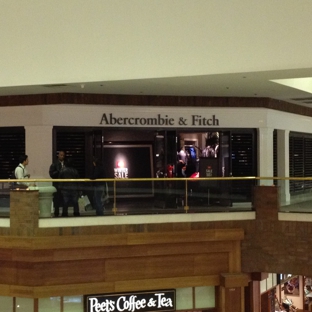 Abercrombie & Fitch - Glendale, CA