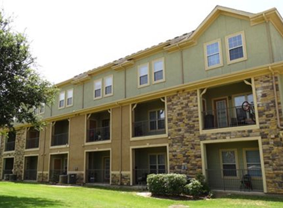 Providence at Prairie Oaks Apartments - Arlington, TX