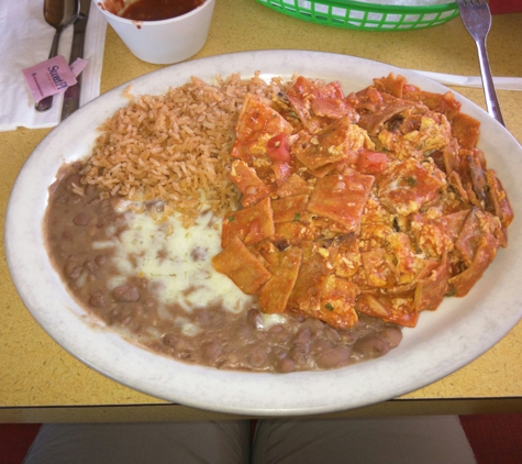 Chiquita Bonita - Pasadena, CA. Chiliqueas