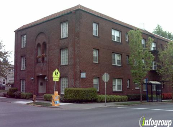 Queen Anne Apartments - Portland, OR