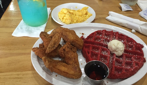 Kuzzo's Chicken & Waffles - Detroit, MI