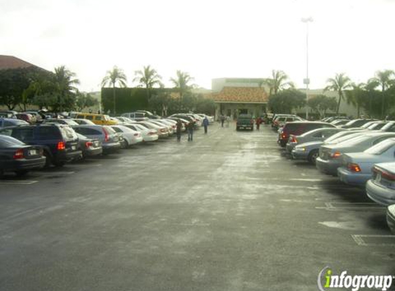 Avis Rent A Car - Aventura, FL