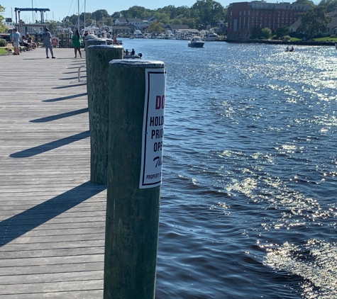 Mystic River Park - Mystic, CT