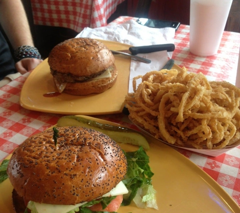 Chip's Old Fashioned Hamburgers - Dallas, TX