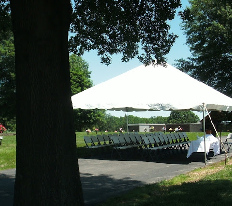 Chapel Hill Memorial Gardens - Cedar Hill, MO