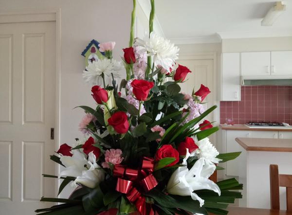 A. Azac Florists Liverpool - Liverpool, NSW. Fantastic Flowers!!