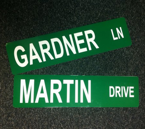 Gardner & Martin - Flags, Flagpoles, Signs, and Banners - Pasadena, TX