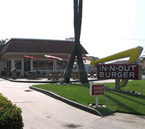 In-N-Out Burger - Ontario, CA