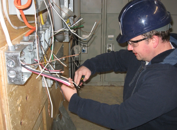 Oaks Electrical Service - Mineola, NY