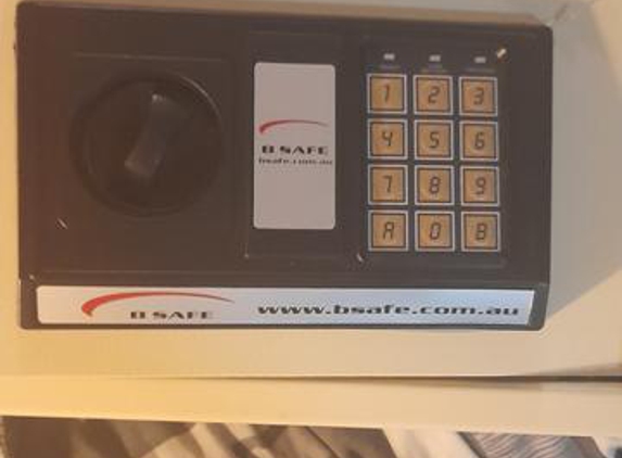 B Safe Security Pty Ltd - Smithfield, NSW. I need help resetting a old safe of yours