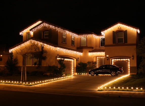 Christmas King Light Install Pros Spring Valley - Las Vegas, NV