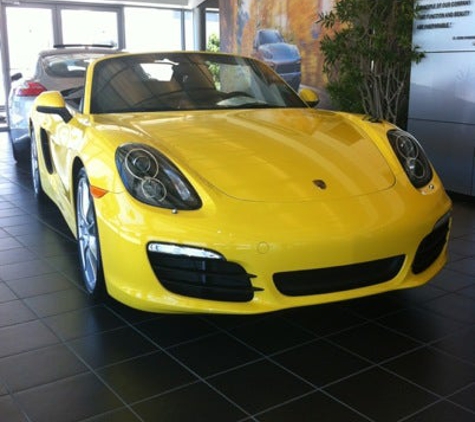 Porsche of Nashua - Nashua, NH