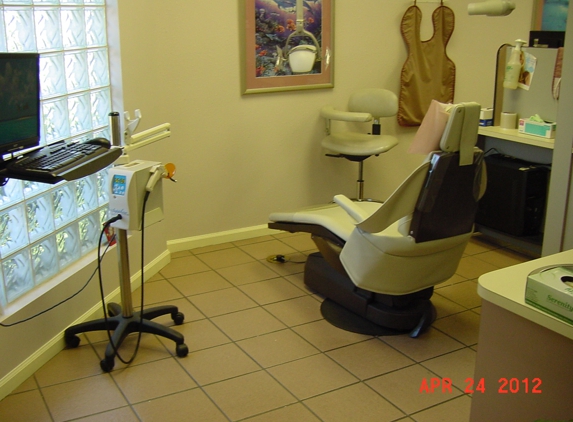 Royal Palm Dental Associates - Royal Palm Beach, FL