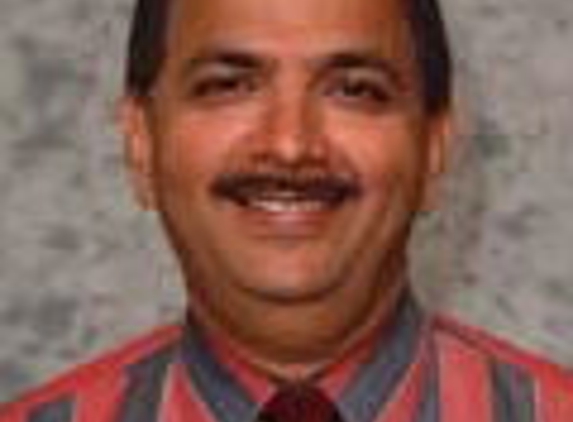 Omprakash D Sawlani, MD - Oak Lawn, IL