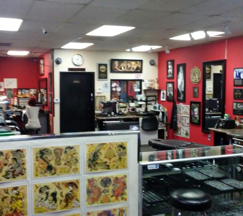 Dr Tattoo Studio - Garden Grove, CA. Walk_INS are welcome
����Dr. Tattoo Studio
Is located on 17th and 13915 Harbor blvd, in the city of Garden Grove on the border of Sa