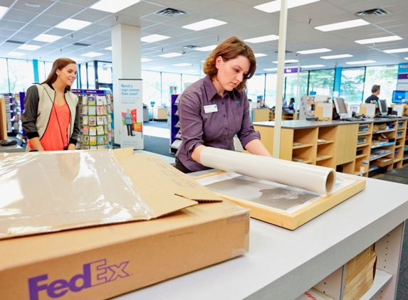 FedEx Office Print & Ship Center - Brownsville, TX