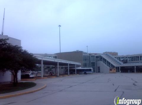 Greyhound Bus Lines - Chicago, IL