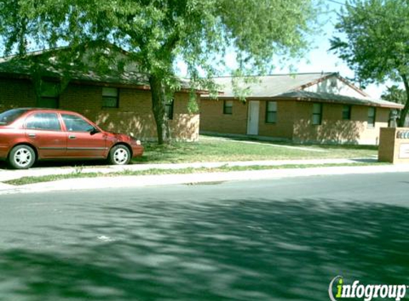 Carolina Apartments - Universal City, TX