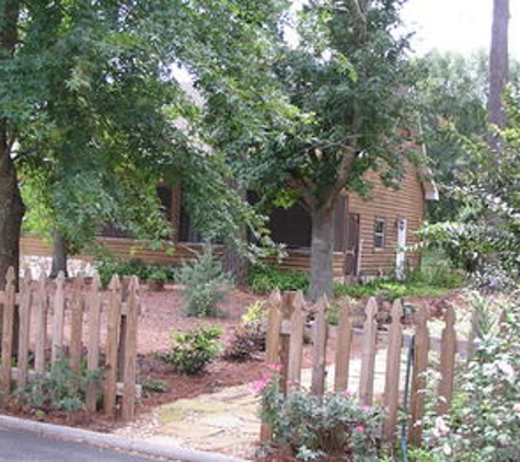 Shalom House Bed & Breakfast - Tifton, GA