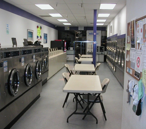 Wash Tub Laundromat - Sherwood, OR