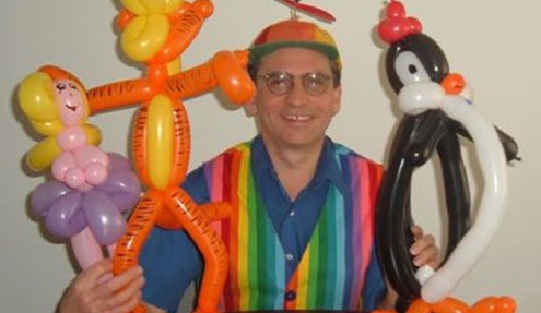 Party Solutions Entertainment - Woburn, MA. Mr. Twister: Balloons and Magic for kids