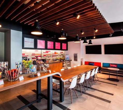 Aloft Hotels - Miami, FL