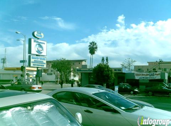 Blue Wave Car Wash - Los Angeles, CA