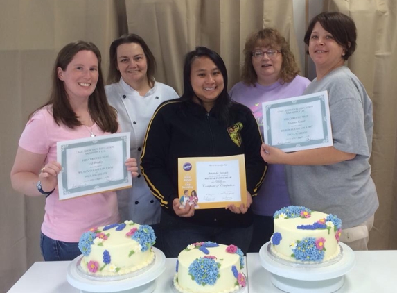 Cake Addiction Education & Supply - Norwich, CT. One class with their productions. Owner is 2nd from left