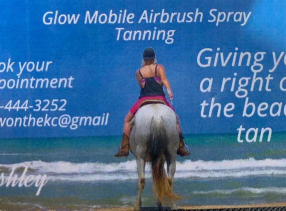 Glow Mobile Spray Tanning