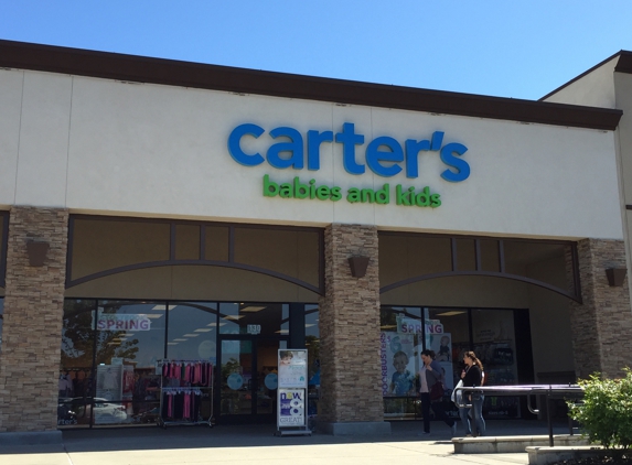 Carter's - Roseville, CA. Excellent baby clothes at Carters!