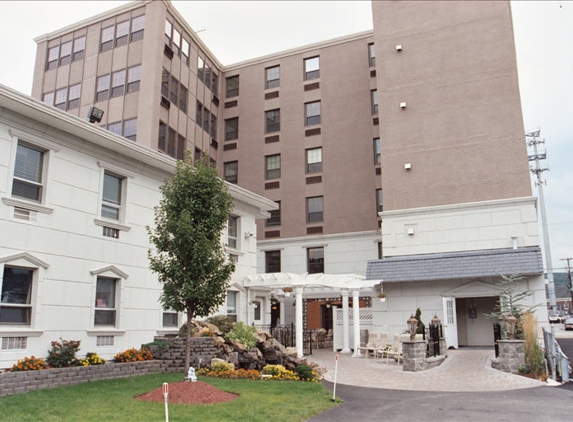 Regency Grande Nursing and Rehabilitation Center - Dover, NJ