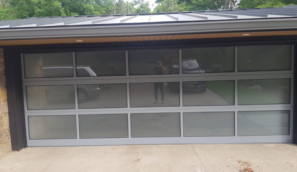 Sumo Garage Doors - Westbury, NY