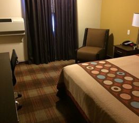 Super 8 by Wyndham Idaho Falls - Idaho Falls, ID