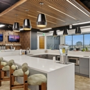 Lucid Private Offices - Uptown Dallas / Central Expressway - Office & Desk Space Rental Service