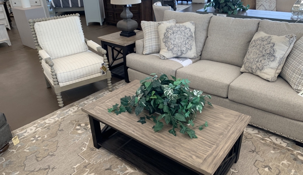 Furniture Outlet - Eatonton, GA