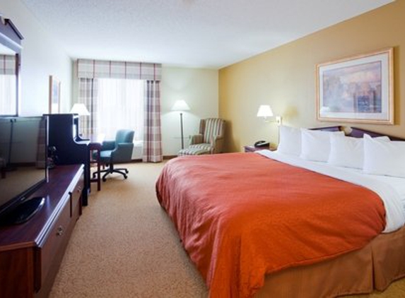 Country Inns & Suites - Cedar Rapids, IA