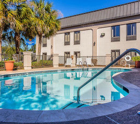 Comfort Suites - Summerville, SC