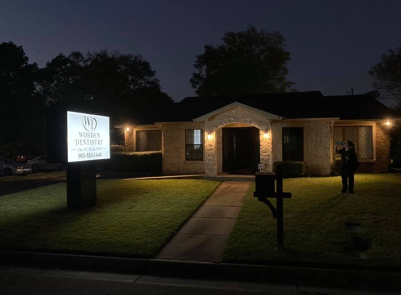 Worden Dentistry - Tyler, TX. Night view Worden Dentistry exterior