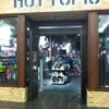 Hot Topic gallery