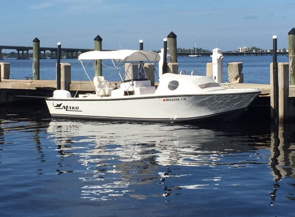 Fort Myers Yacht Basin - Fort Myers, FL