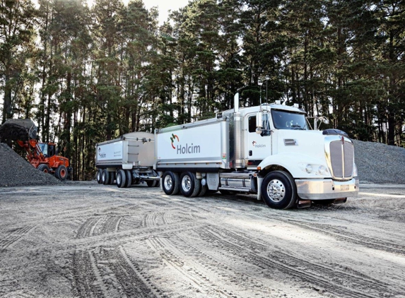 Ross Chapman Cartage & Earthmoving Contractors