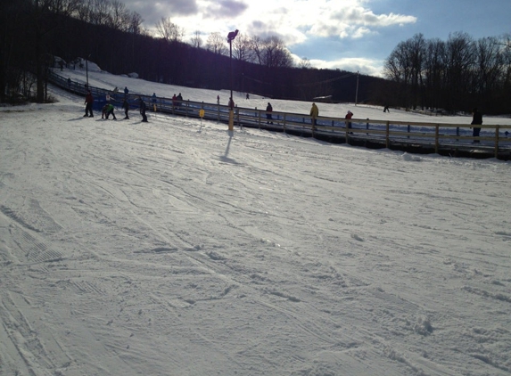 Rocking Horse Ranch - Highland, NY