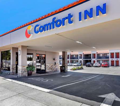 Comfort Inn Near Old Town Pasadena in Eagle Rock - Los Angeles, CA