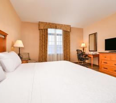 Hampton Inn & Suites Coeur d' Alene - Coeur D Alene, ID