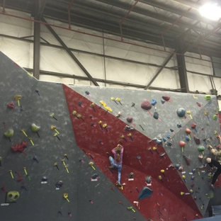 Hoosier Heights Indoor Climbing Of Indianapolis - Carmel, IN