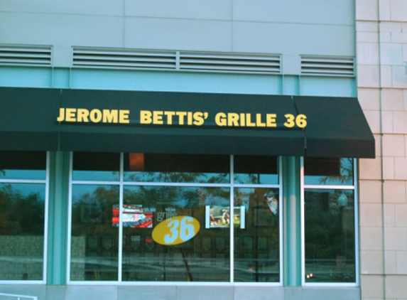 Jerome Bettis Grille 36 - Pittsburgh, PA