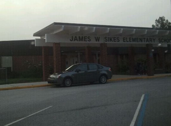 Sikes Elementary School - Lakeland, FL