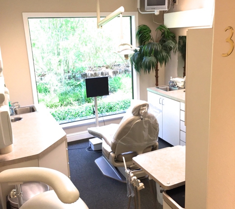 Furniss Family Dentistry - Gilmer, TX