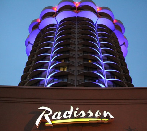 Radisson Hotel Cincinnati Riverfront - Covington, KY