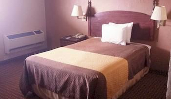 Mid Towne Inn and Suites - San Antonio, TX